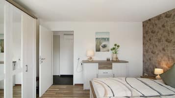1 bedroom, iron/ironing board, free WiFi, bed sheets
