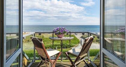 Apartment 'Wohnung 4' with Shared Garden, Balcony and Wi-Fi