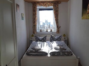 2 quartos, Wi-Fi de cortesia, roupa de cama