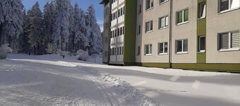 Apartment 'Ferienwohnung Waldblick' with Wi-Fi