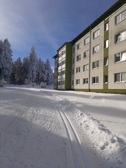 Apartment 'Ferienwohnung Waldblick' with Wi-Fi