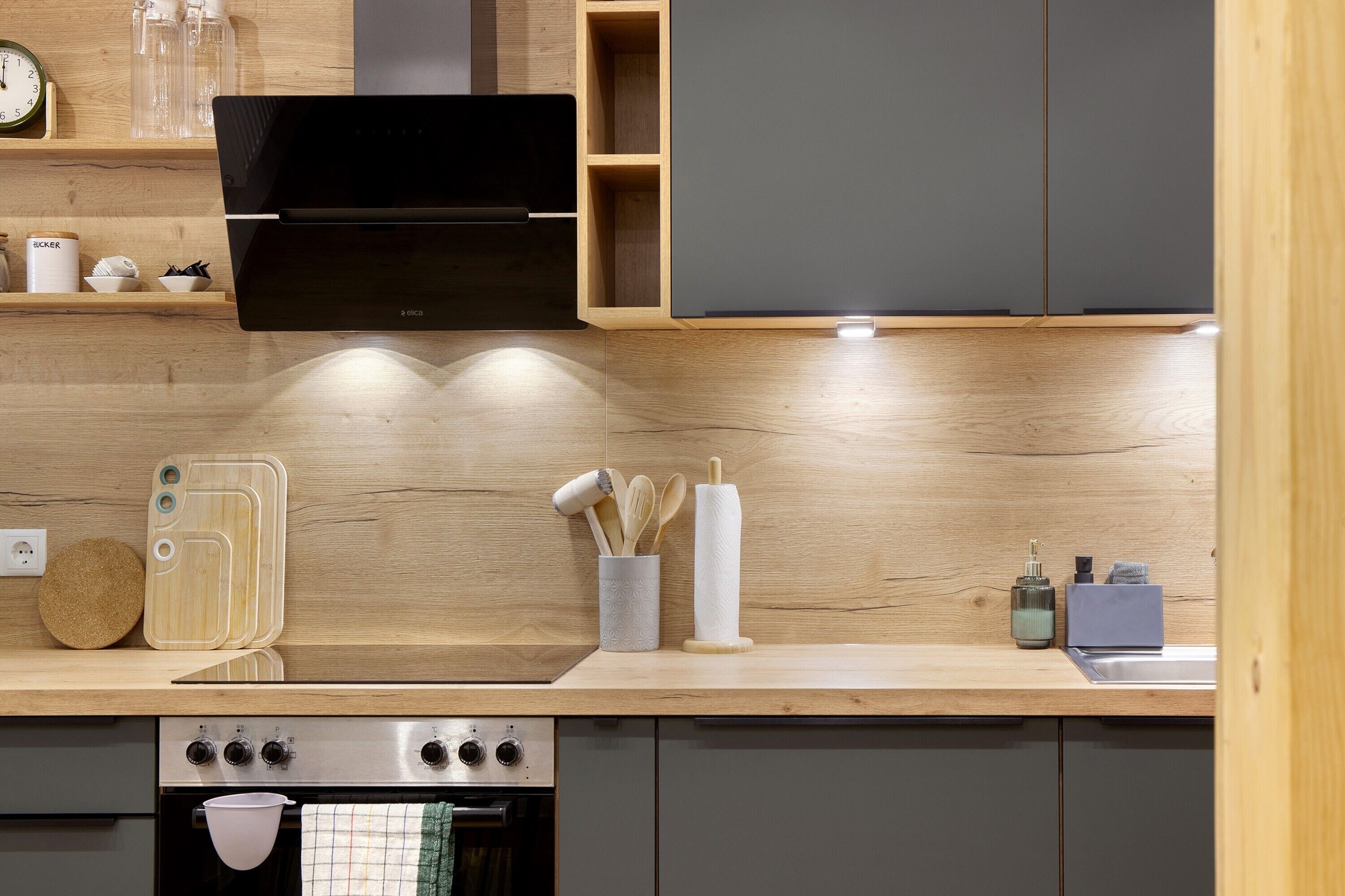 冰箱、烤箱、炉灶、洗碗机