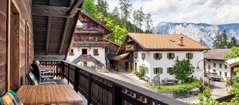 Apartment 'Ferienwohnung Sonnenschein' with Sea View, Shared Terrace and Wi-Fi