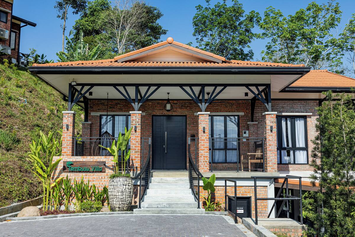 Superior Villa, 4 Bedrooms, Private Pool | 1 bedroom, desk, bed sheets