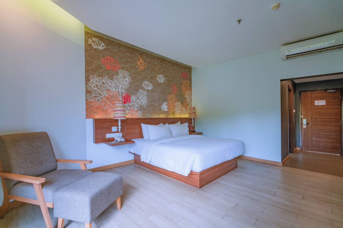 ห้องดีลักซ์, เตียงควีนไซส์ 1 เตียง, วิวสวน | โต๊ะทำงาน, ห้องเก็บเสียง, Wi-Fi ฟรี, ผ้าปูที่นอน