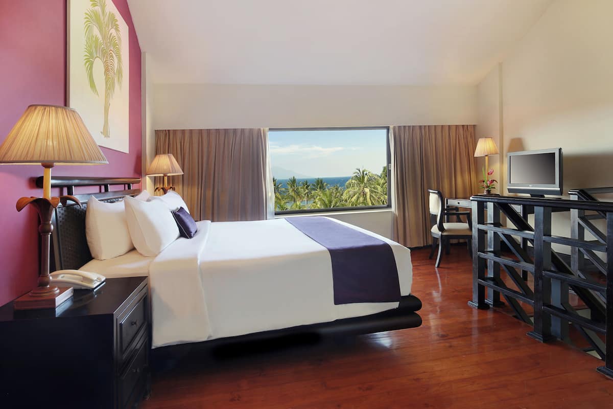 Family Room, Ocean View