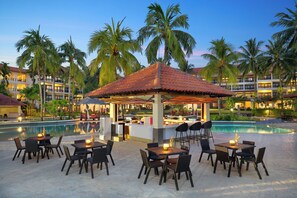 Outdoor pool, open 7:00 AM to 6:30 PM, lifeguards on site - Manado Tateli Resort and Convention (Pineleng)