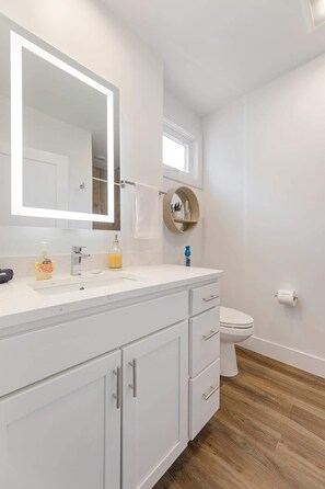 Shower, hair dryer, shampoo