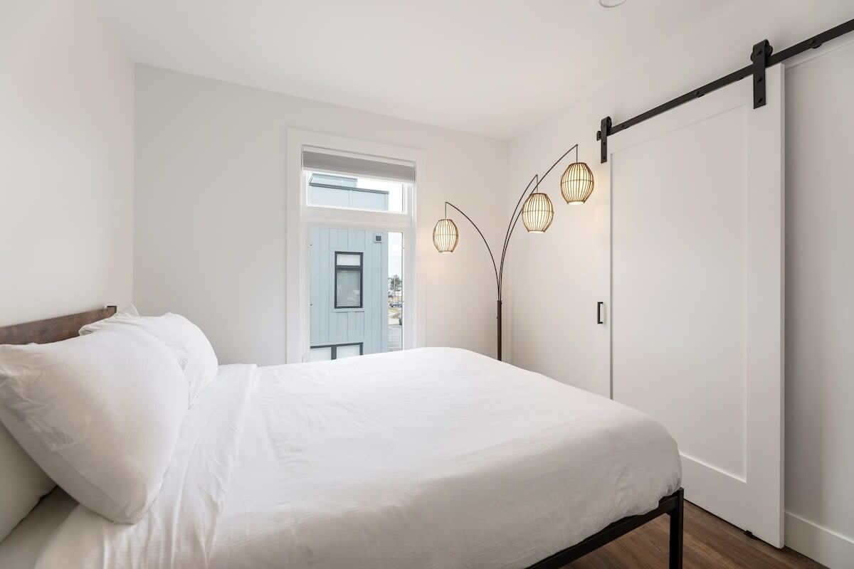 2 bedrooms, iron/ironing board, travel crib, WiFi