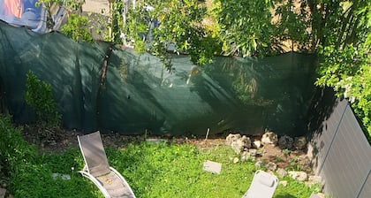 Maison cosy de ville au calme avec jardin