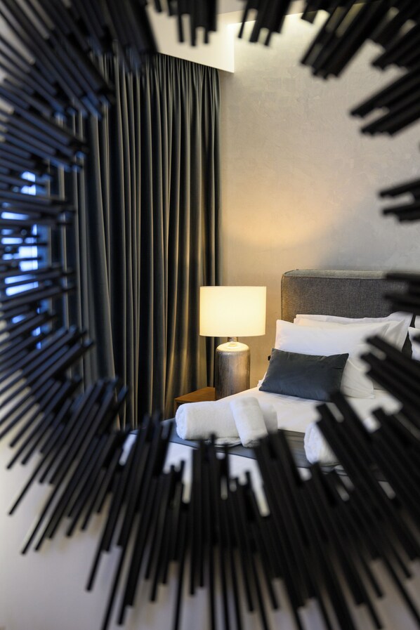 Signature Apartment | 3 bedrooms, Egyptian cotton sheets, premium bedding, memory foam beds
