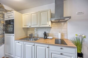 Private kitchen - Istrian Casa Pr Marici Apartments (Koper)