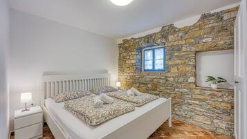 Family Apartment, Multiple Bedrooms (Istrian Casa Pr Marici Sweet Jasmine) | 1 bedroom, free WiFi, bed sheets