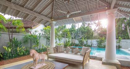 Villa in South Sri Lanka Ahangama Near Galle Weligama With pool. Near to Beach