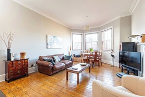 Basic Apartment | Living area | TV - Spacious Central Hove Beach Flat (Hove)