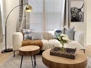 Smart-tv och eldstad