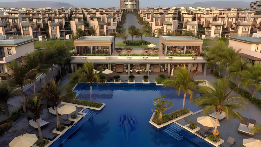 Seascape Villas in Long Beach Cam Ranh