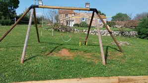 Children's area - Gîte Laurence 4/5 Personnes (Rogues)