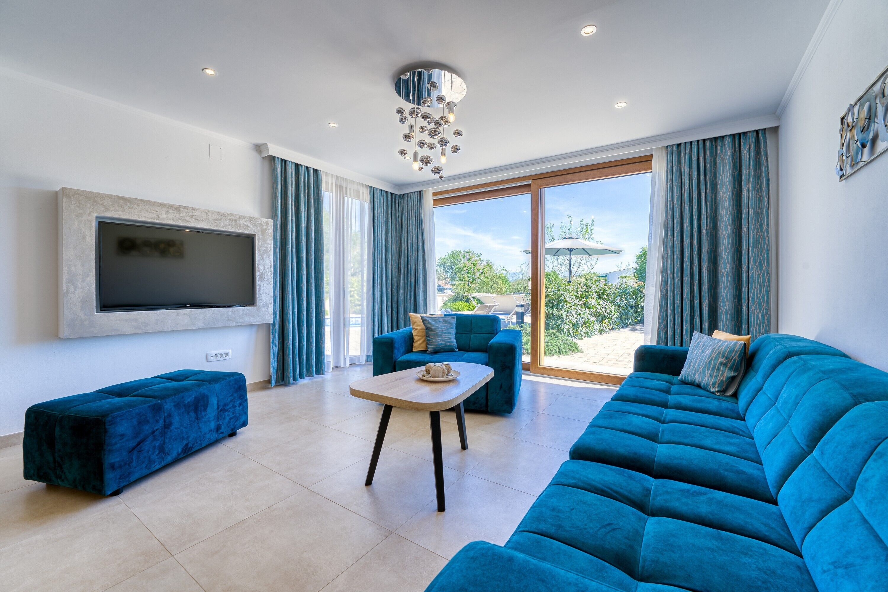 21-inch flat-screen TV with satellite channels