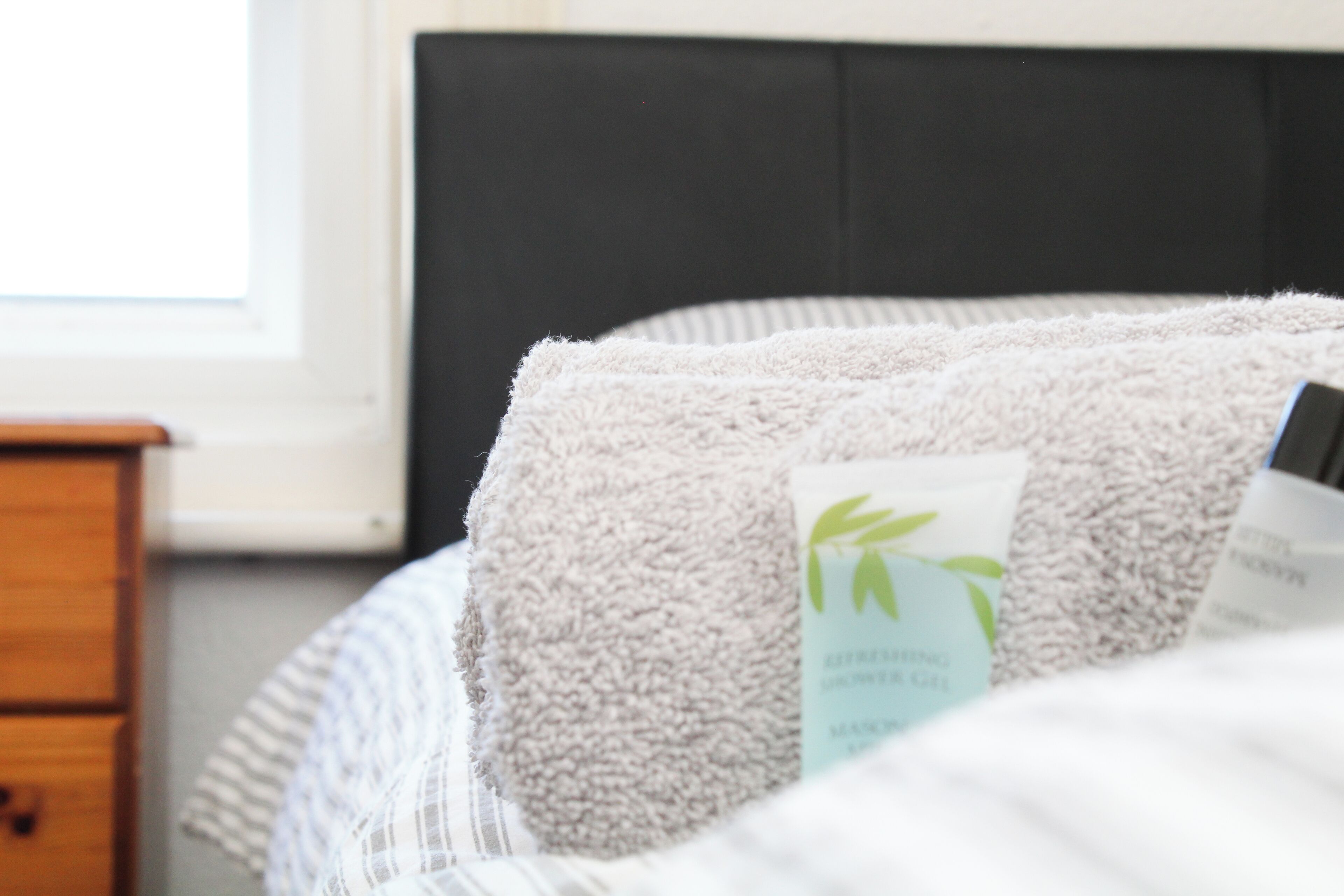 Decoración personalizada, muebles diferentes y wifi gratis 