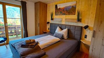 3 Schlafzimmer, Reisekinderbett, WLAN, Bettwäsche