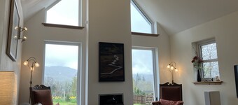 Oiseval is a pet friendly cottage with magnificent views.