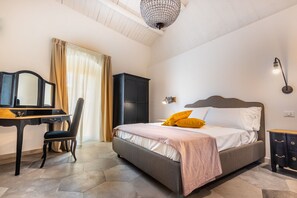 2 室のベッドルーム、アイロン / アイロン台、旅行用ベビーベッド、WiFi (無料)