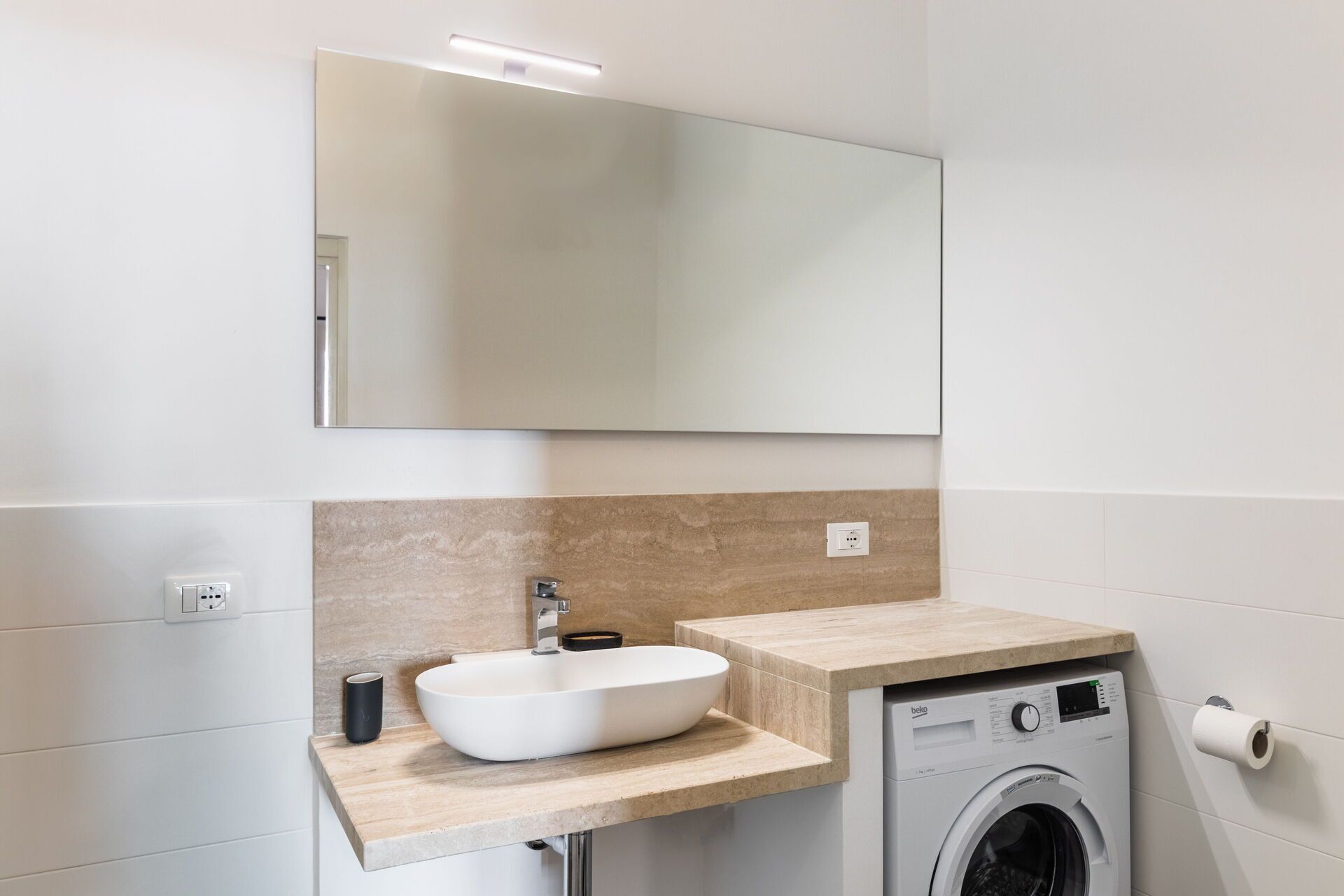 Doccia, asciugacapelli, bidet