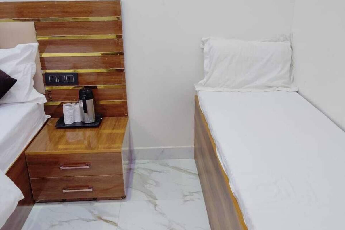 Superior Room | 3 bedrooms, desk, laptop workspace, iron/ironing board
