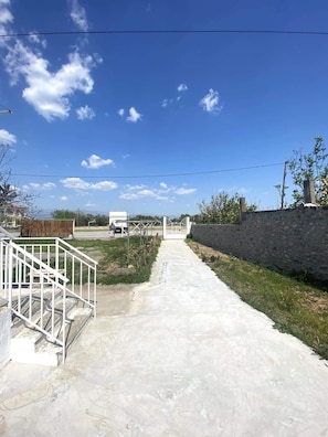Enceinte de lâhĂ©bergement
