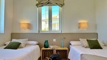 4 bedrooms, free WiFi, bed sheets