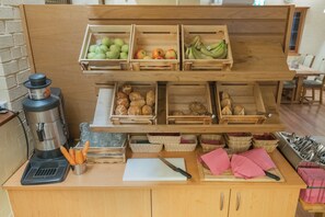 Free daily buffet breakfast - Trail Hotel Oberstaufen (Oberstaufen)