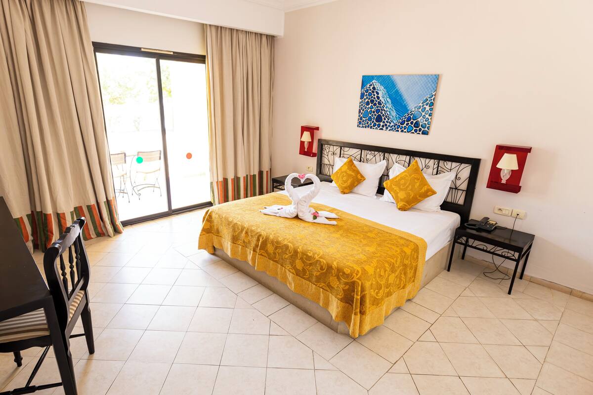 Memory foam beds, blackout drapes, soundproofing, WiFi (free)