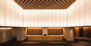 Lobby - HOTEL LA VIGNE HAKUBA by Onko Chishin (Hakuba)