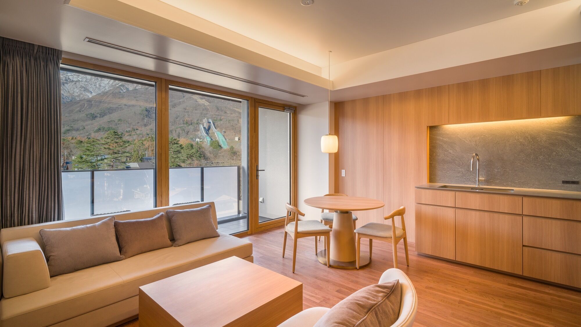 Living area | TV, heated floors