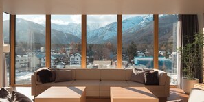 Executive Suite | Minibar, in-room safe, desk, blackout curtains - HOTEL LA VIGNE HAKUBA by Onko Chishin (Hakuba)