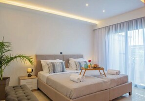 2 bedrooms, WiFi, bed sheets - Odyssey sea view Jacuzzi Beach (Kremasti)