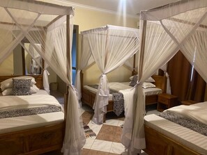 5 chambres, fer et planche à repasser, Wi-Fi, draps fournis