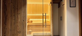 Traditional cosy Zermatter Stadel with Sauna | For 2 persons