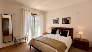 2 habitaciones, tabla de planchar con plancha y wifi 