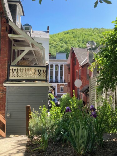 Cozy private 1 bedroom in downtown Jim Thorpe
