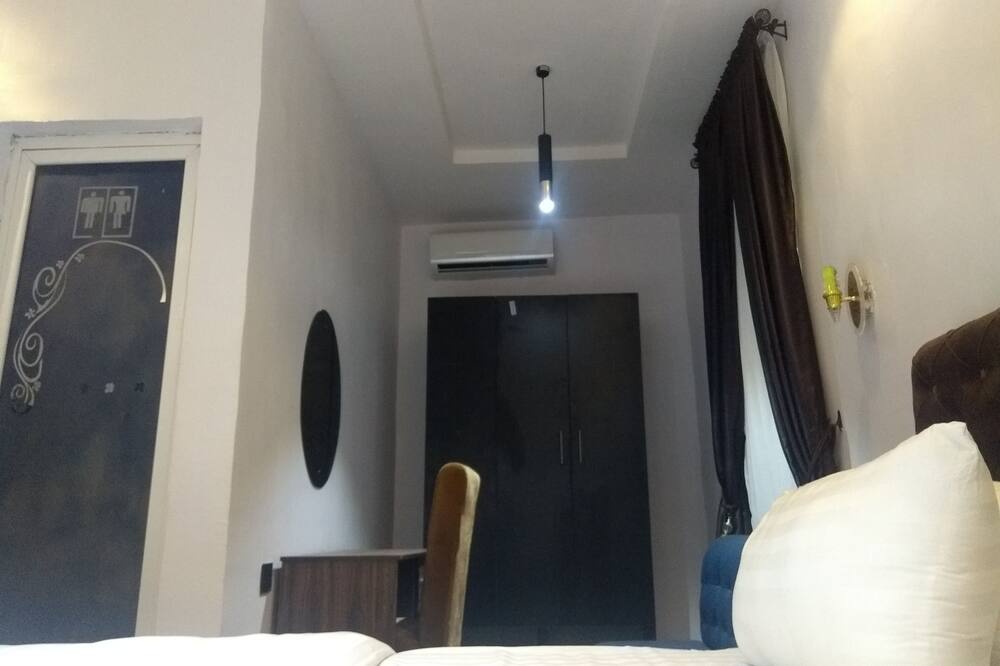BLUE AO HOtEL