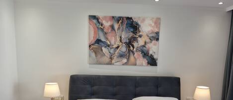 1 Schlafzimmer, Reisekinderbett, kostenloses WLAN, Bettwäsche