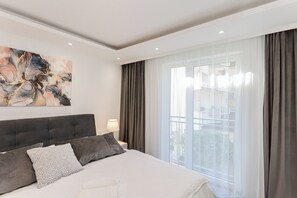 1 bedroom, travel crib, free WiFi, bed sheets