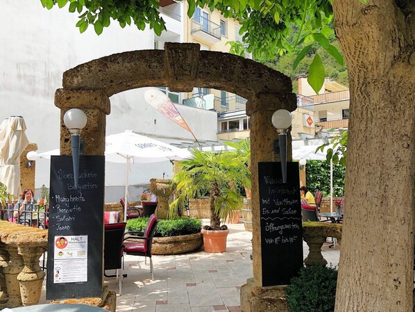 Restauration en plein air