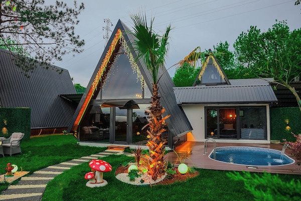 Artículos del minibar gratis y escritorio