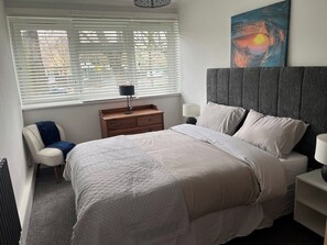 2 Schlafzimmer, Bügeleisen/Bügelbrett, kostenloses WLAN, Bettwäsche
