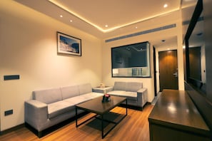 Habitació doble de luxe | Minibar, habitacions insonoritzades i planxa i posts de planxar