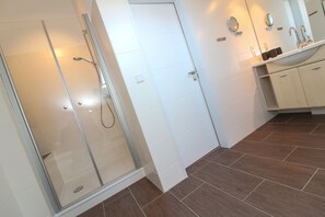 Haartrockner, Bidet