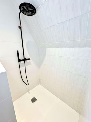 Dusche, Haartrockner